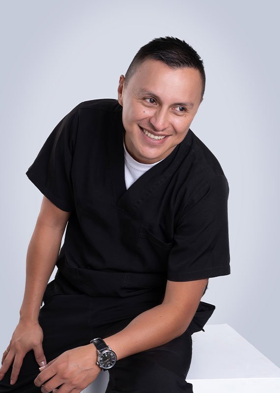 Dr. Fabián Darío Mora